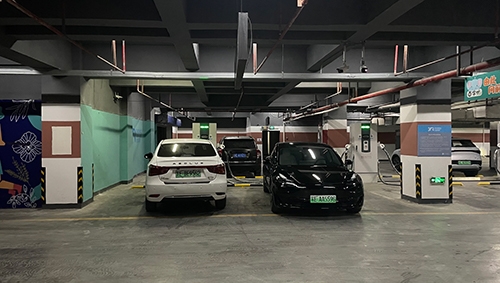 新站来啦，吴江恒业站前广场充电站